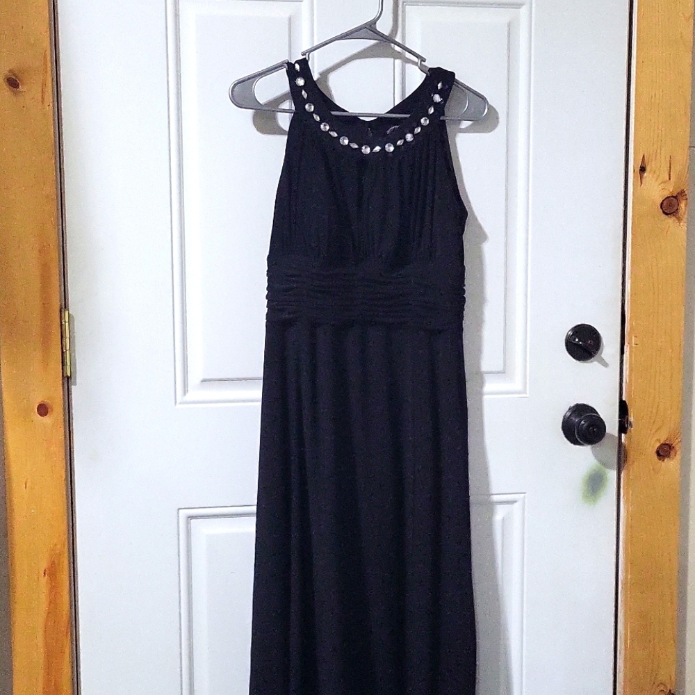 Signature by sangria black dress size 10